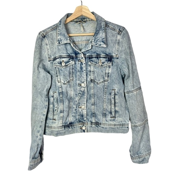 Free People Blue Acid Wash Denim Trucker Jacket M - Picture 2 of 6